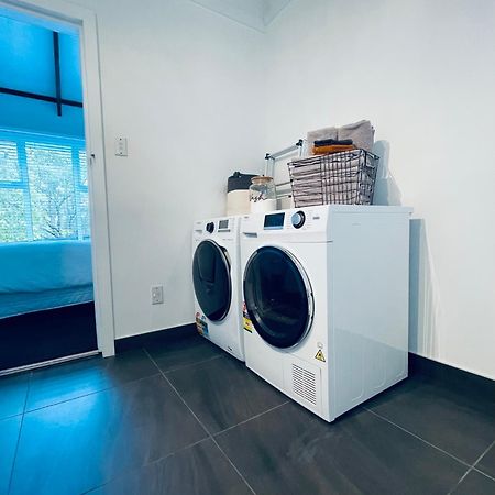 Experience Heritage, Live Modern Upper Hutt Esterno foto